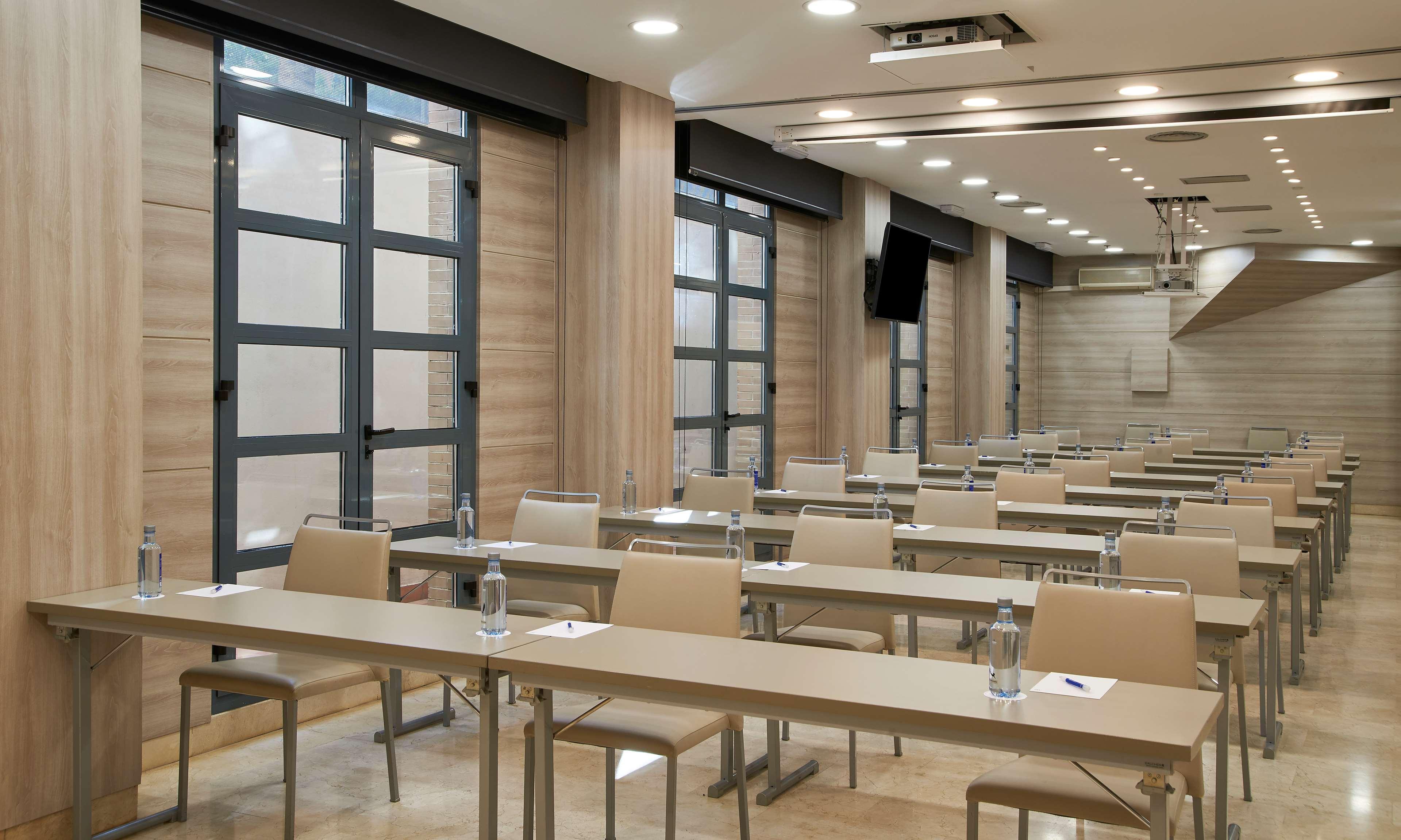 Nh Valencia Las Artes Εξωτερικό φωτογραφία